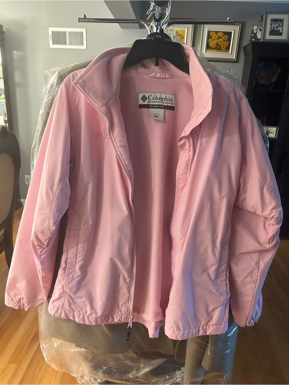 Columbia Pink Women's Ski & Snow Jacket